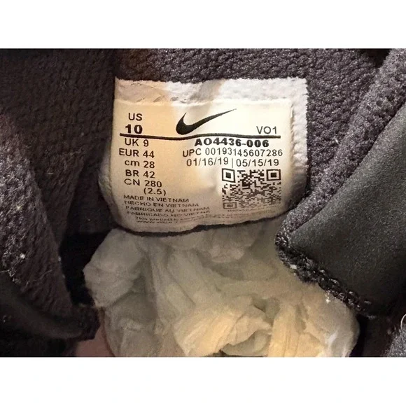 Nike Kyrie Flytrap 2 Shoes Mens Size 10 Gray Black Gum Basketball AO4436-006 - Picture 10 of 12